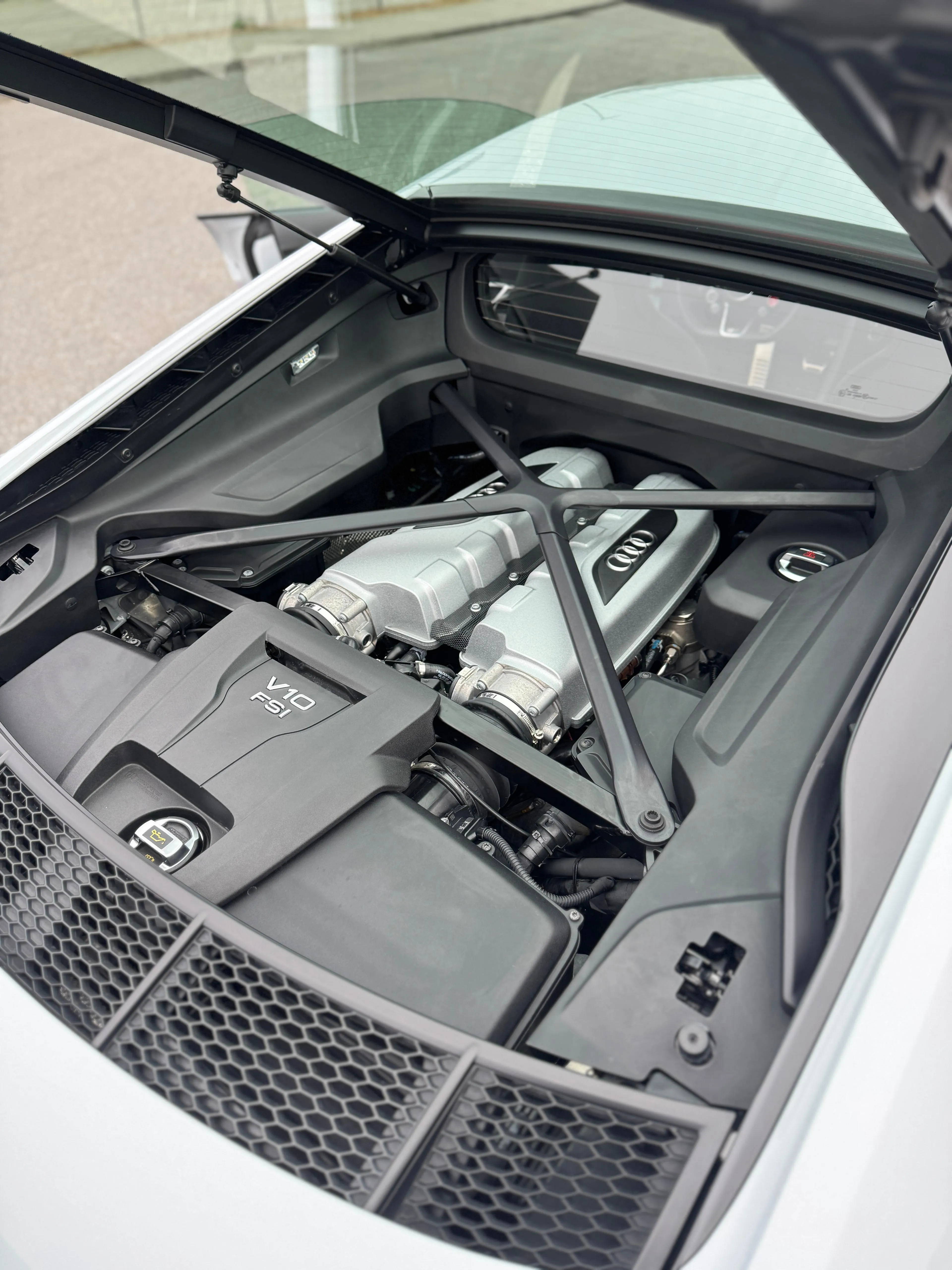 Sportwagen Detailing Hamburg & Pinneberg: Exklusive Pflege für Supercars